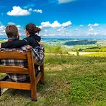 Cascina Nomade - Wine & Scenic Retreat * Dogliani