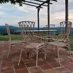 Cascina Nomade - Wine & Scenic Retreat